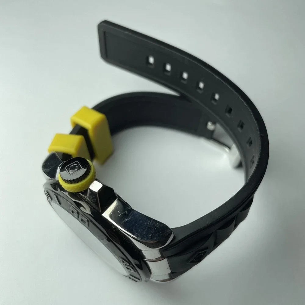 Invicta Pro Diver Water Resistant 100m Model‎ 13800